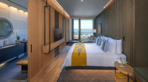 caesars-palace-bluewaters-deluxe-king-ocean-view