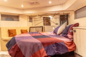 Black-Pearl-90-page-037-768x512