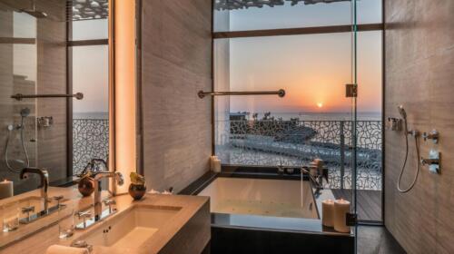 bulgari-resort-and-residences-dubai-bulgari-suite-bathroom