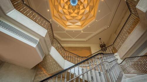 four-seasons-resort-dubai-at-jumeirah-beach-staircase