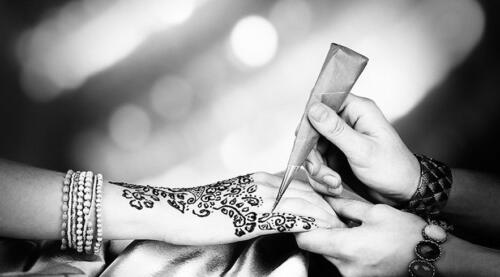henna-designing